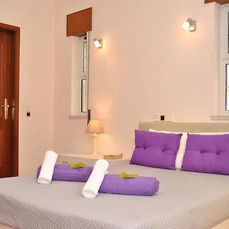 Villa In Albufeira Near Sea Beach Vila