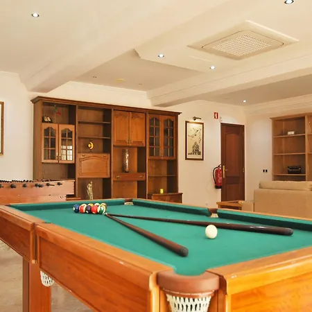Magnificent Villa, With Private Pool Villa Albufeira