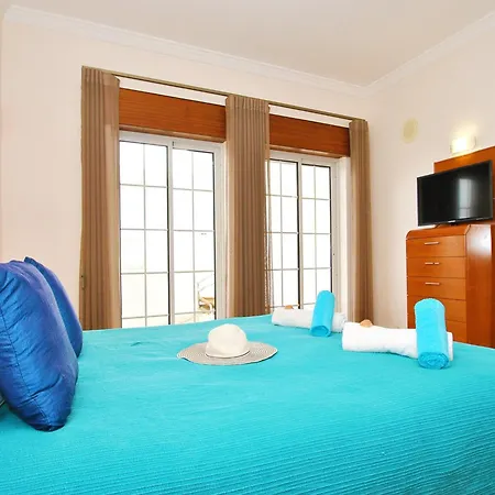 Villa Magnificent Villa, With Private Pool Albufeira