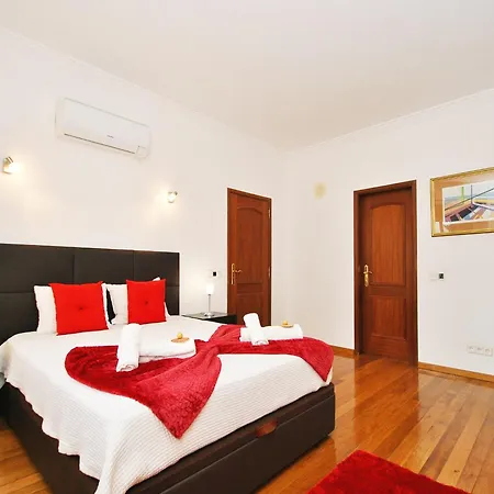 Villa Villa In Albufeira Near Sea Beach