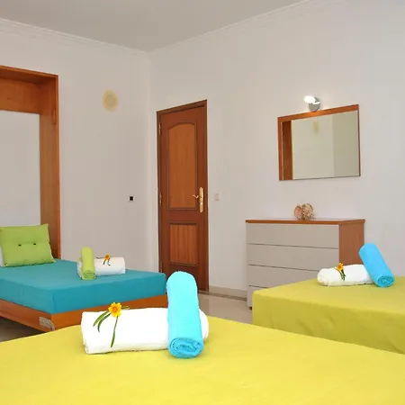 Villa In Albufeira Near Sea Beach * Albufeira